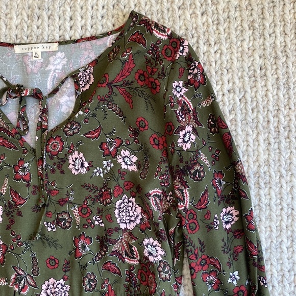 Copper Key Floral Mini Flair Sleeve Dress - Picture 3 of 8